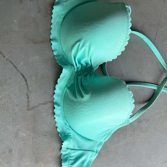 VS Bikini - Picture 2 of 5